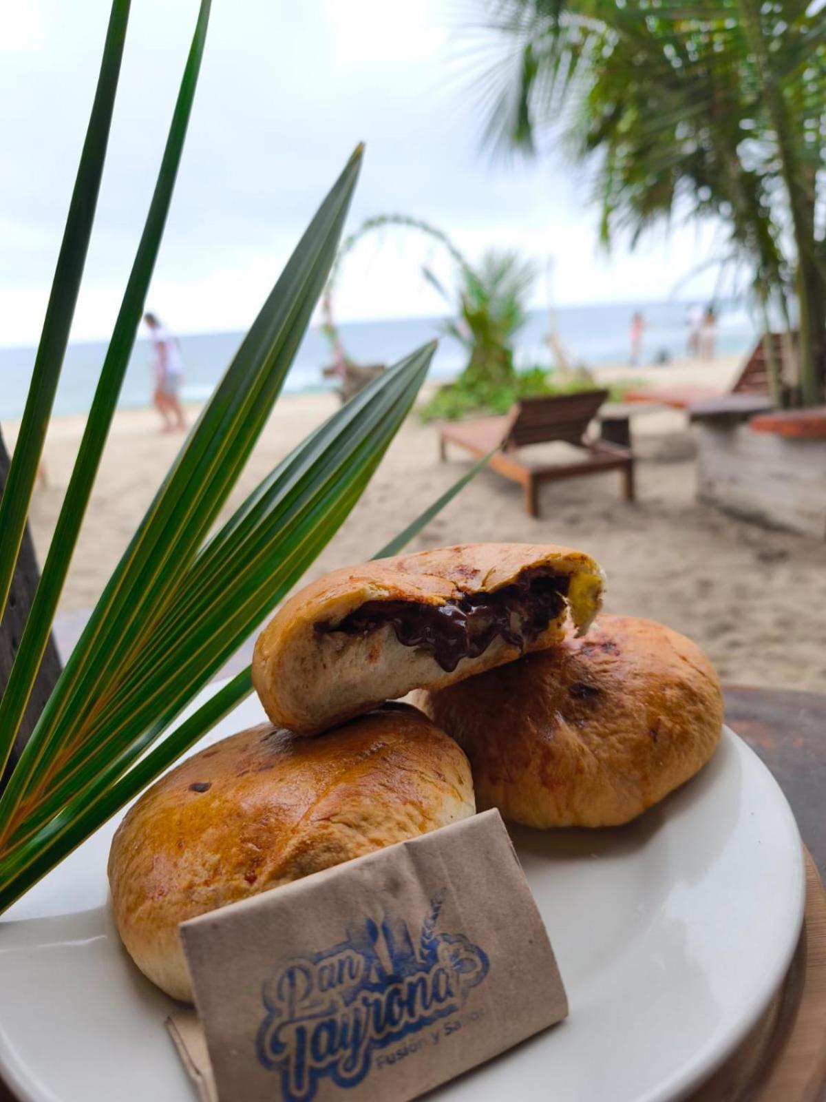 Hostal Velero Relax Guachaca ภายนอก รูปภาพ